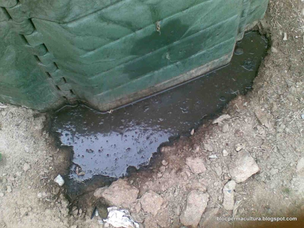 El compostador debe estar sobre un suelo que facilite el drenaje